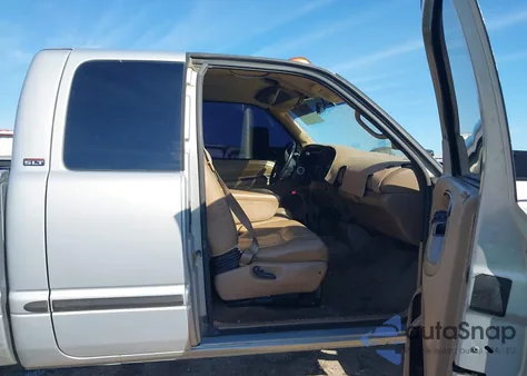 1999 Dodge Ram 2500 из США, поврежденный, VIN 1B7KF2361XJ522188